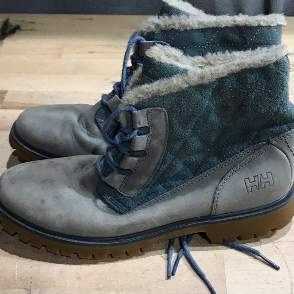 Helly Hansen womens Gray and Blue Boots size 10